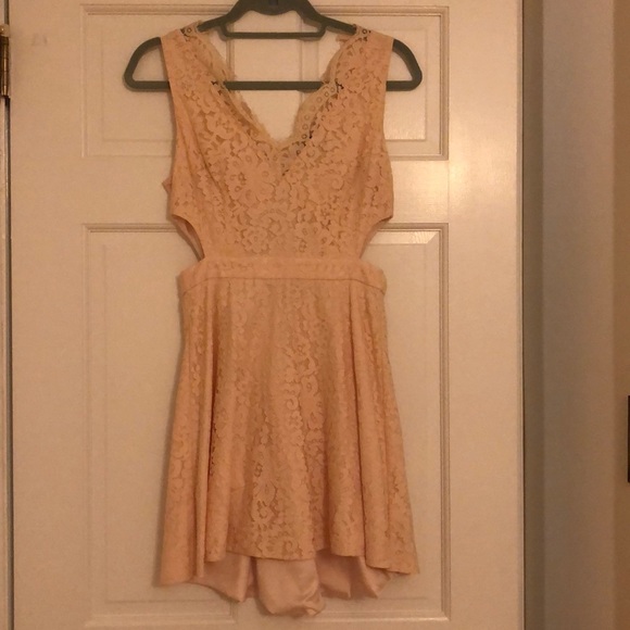 Cocktail dress - Picture 2 of 8